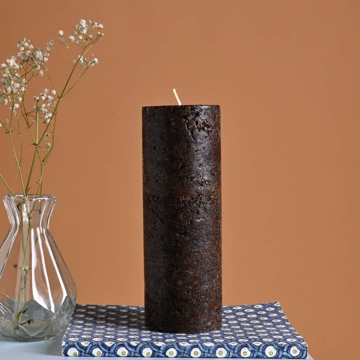 Myrrh & Amber Marble Pillar Candle – Bronze Collection | Handcrafted Marble Finish Wax Candle with Warm Resinous Fragrance | Luxurious Home Décor Accent