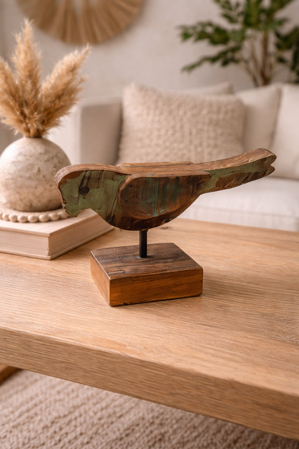 Old wood bird