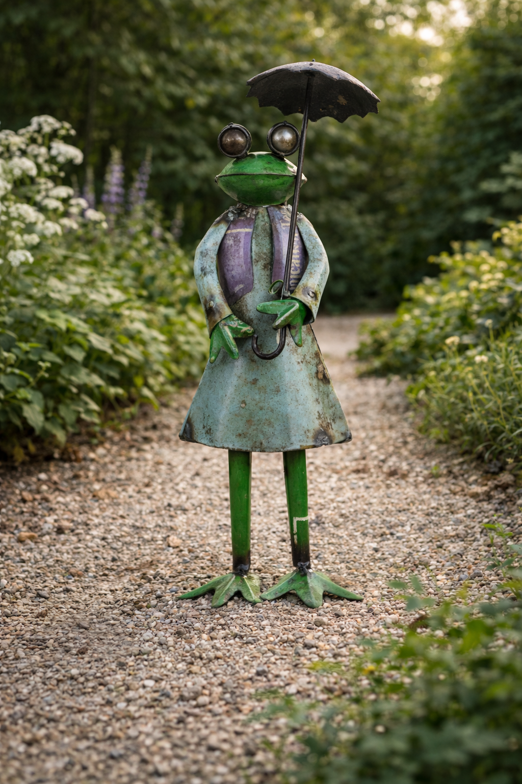 FROG WITH UMBRELLA