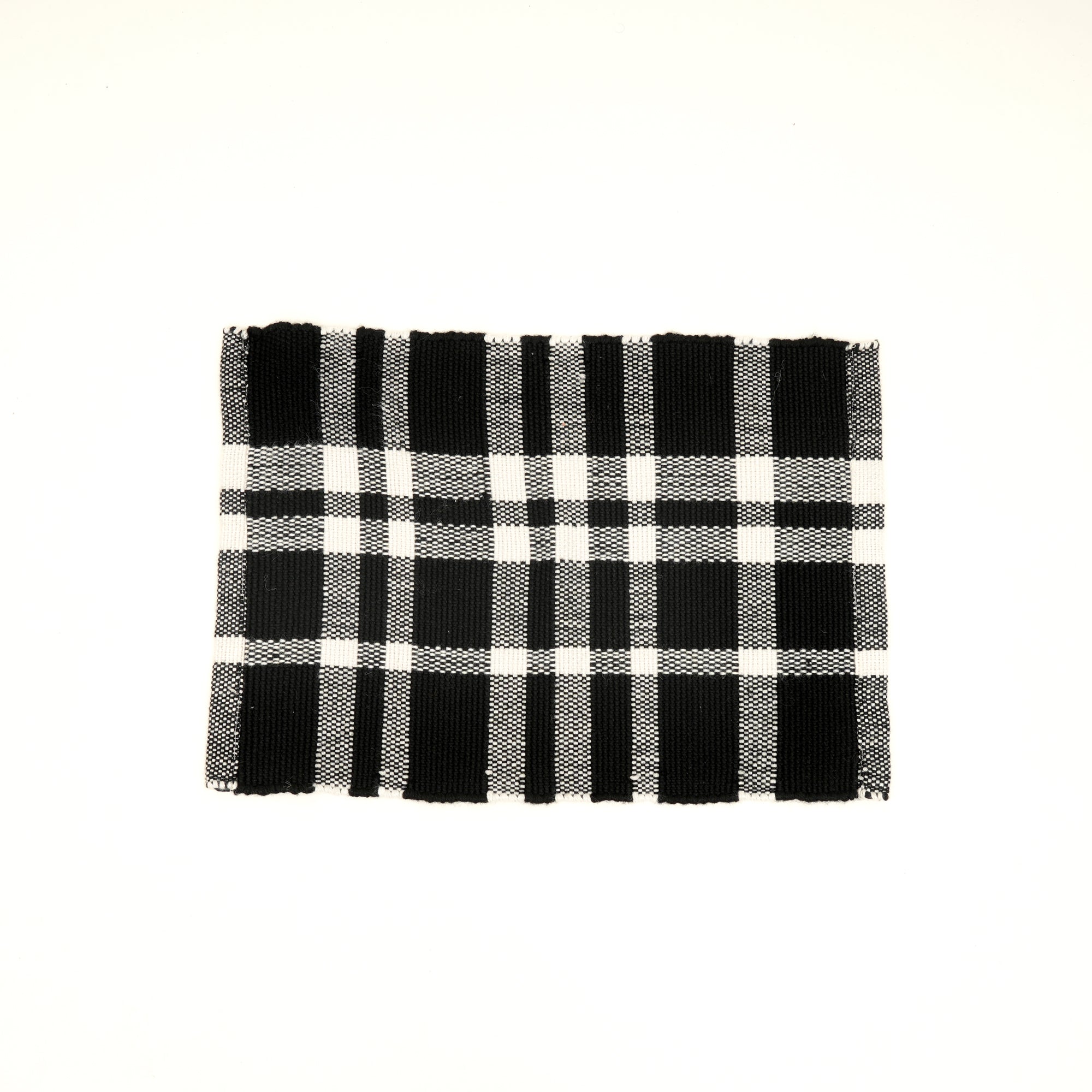 Charcoal Checker Placemat – Durable Polyester Table Mat for Dining and Kitchen