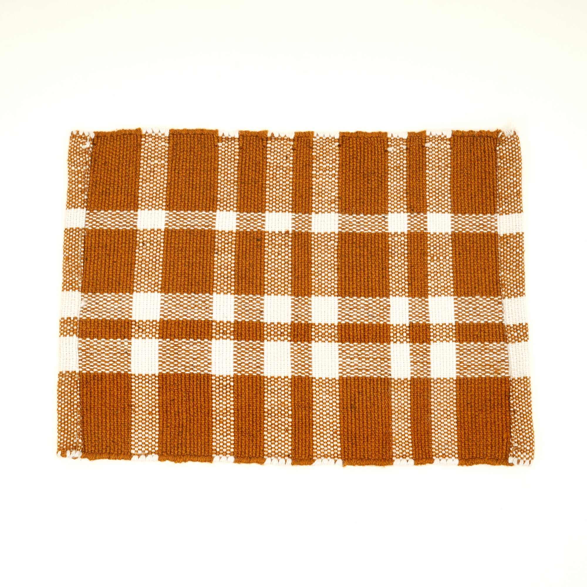 Gold Checker Placemat – Durable Polyester Table Mat for Elegant Dining
