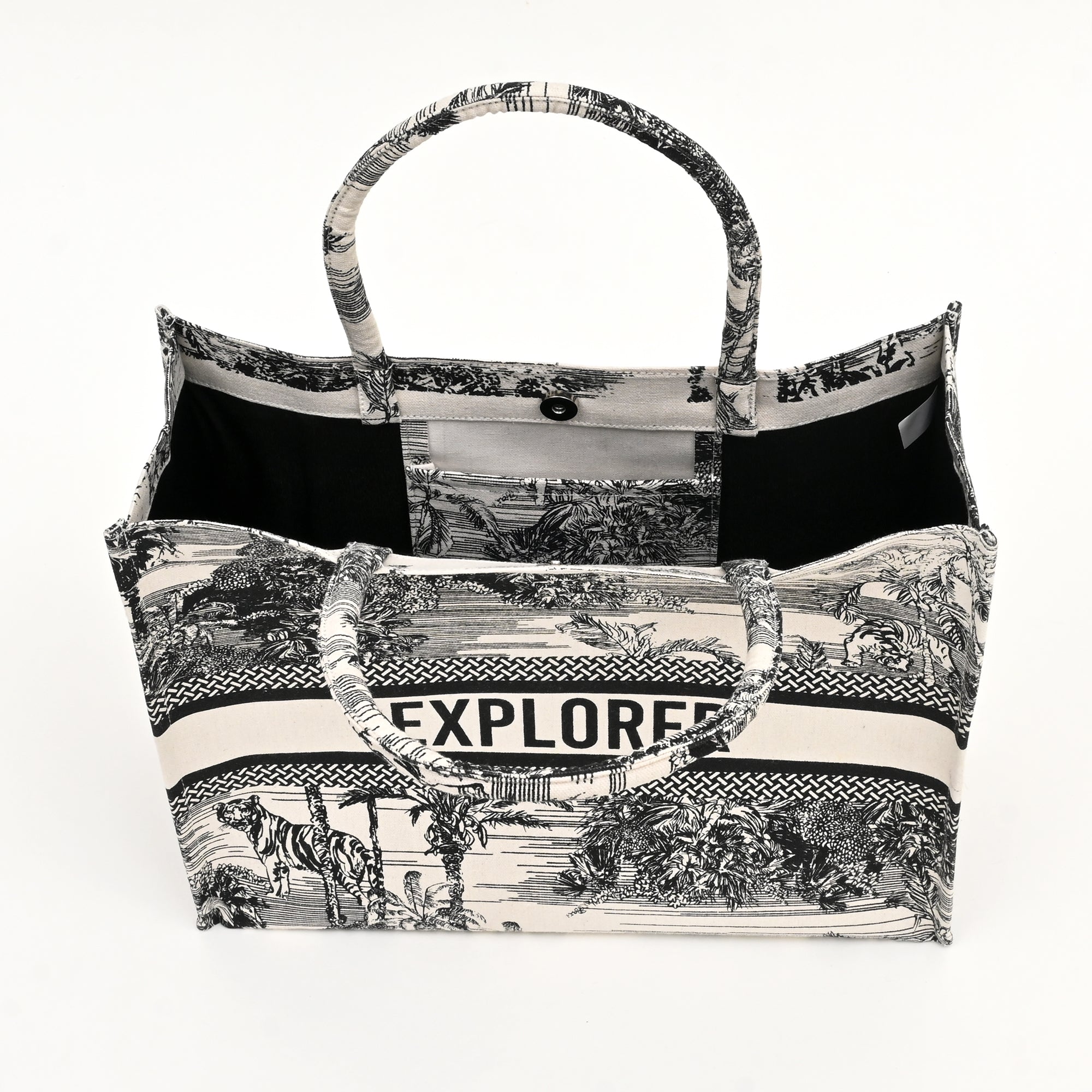 Wild Canvas Tote Bag – Adventure-Inspired Carryall