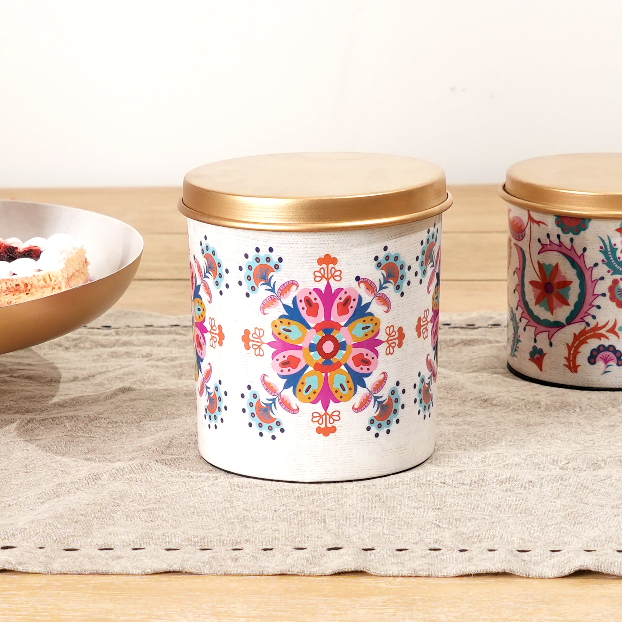 Large Round Enamel Box with Lid – Kitchen & Home Storage Jar