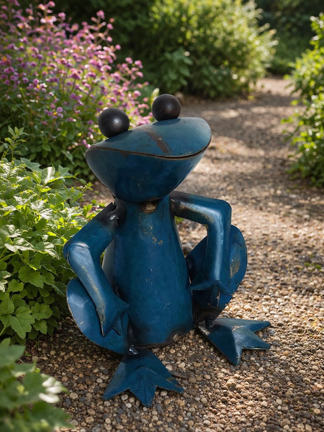 ARTICLE MADE OF IRON FROG